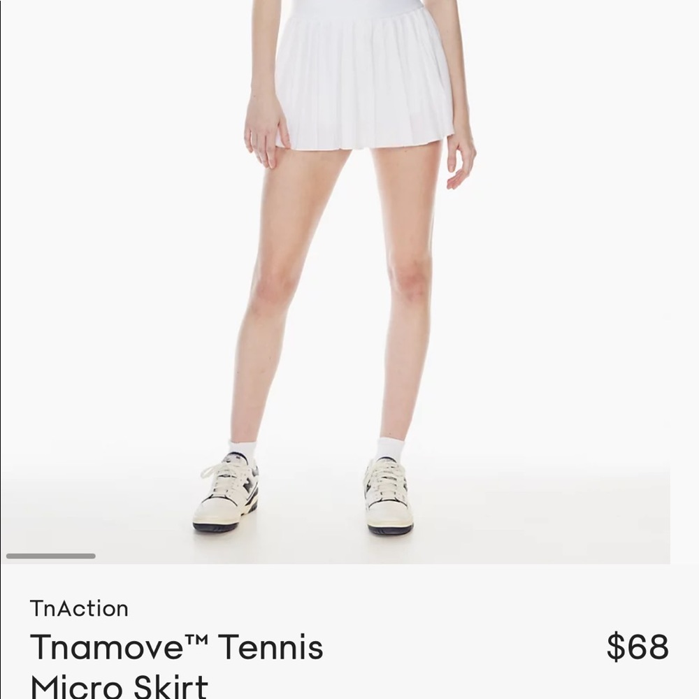 Aritzia TNA Tennis Skirt white